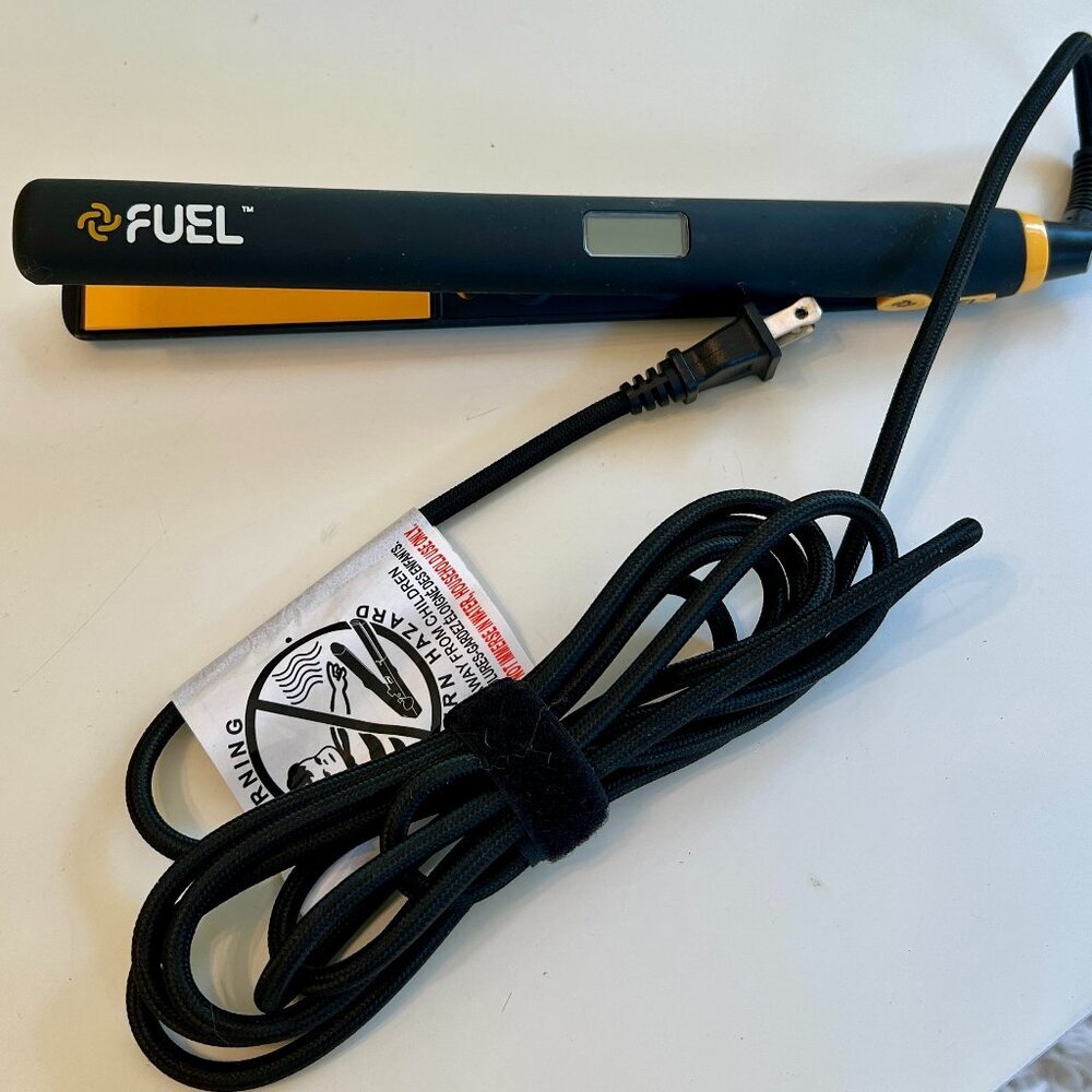 FUEL HAIR FLAT IRON NWT